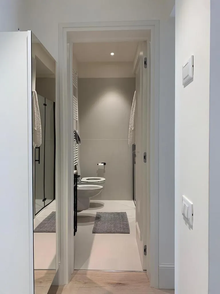 Luxury Apartment Zezon Milán 0*,